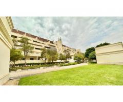 Modern Amenities | Whole Building For Sale