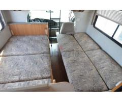Gorgeous 22 ft Winnibago 4x4 Motorhome -Low mileage