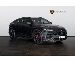 LAMBORGHINI URUS 2021