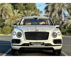 BENTLEY BENTAYGA 2017 GCC FIRST edition W12 VIP