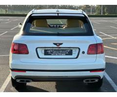 BENTLEY BENTAYGA 2017 GCC FIRST edition W12 VIP