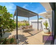 Exclusive | Golf View | Stunning Garden