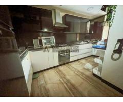 AMAZING | 4 BEDROOM | WITH ELIVATOE