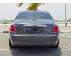 Rolls Royce Ghost Gcc Full option Starlight Roof 2019