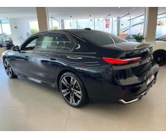740I Gcc Full Loaded WARRANTY AND SERVICE