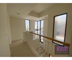 Vacant | Close to Park and Pool | Landscaped | 2E