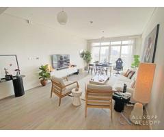 1 Bedroom | Balcony | Immaculate Condition
