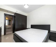 Well-maintained Apt and Golf Course View
