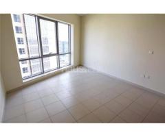 Burj Khalifa View | Mid-floor | Vacant on Transfer