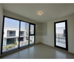 Corner Unit | Ready To Move | Premium Location