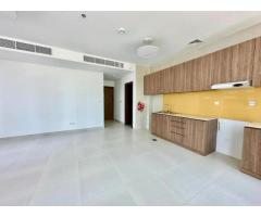 CHILLER FREE @SUPERB LIKE BRAND NEW @PRIME LOCATION @CLOSE TO METRO