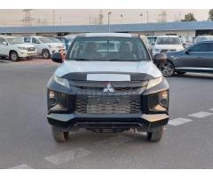MITSUBISHI L200 2.4L A/T Basic Q10 | DIESEL 2023 4X4 | D/CAB (GCC) | Export Only