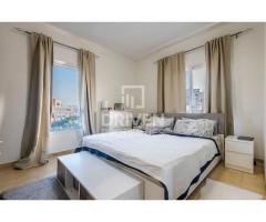 Well Kept Bright Unit | Spacious | VOT