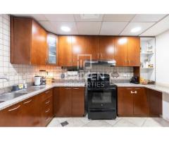 Upgraded and Spacious Apt w/ Garden View