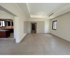 3BR Villa + Driver\\\s Room | Prime Location | Vacant