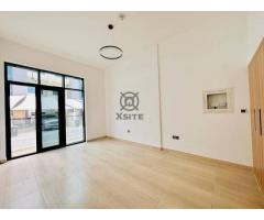 Luxury Studio | Fitted Kitchen| Affordable Price